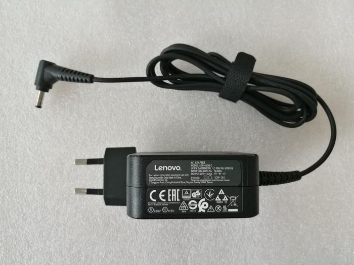 Lenovo AC Adapter 45W, 20V, 2.25A, Black