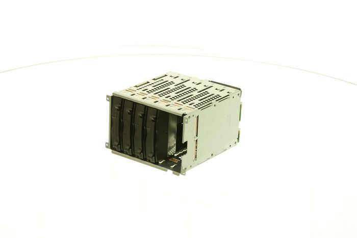 Hewlett Packard Enterprise Cage : Hard drive cage with
