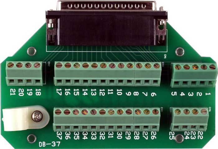 Moxa DB-37M TO 37 POL TERMINAL BLO