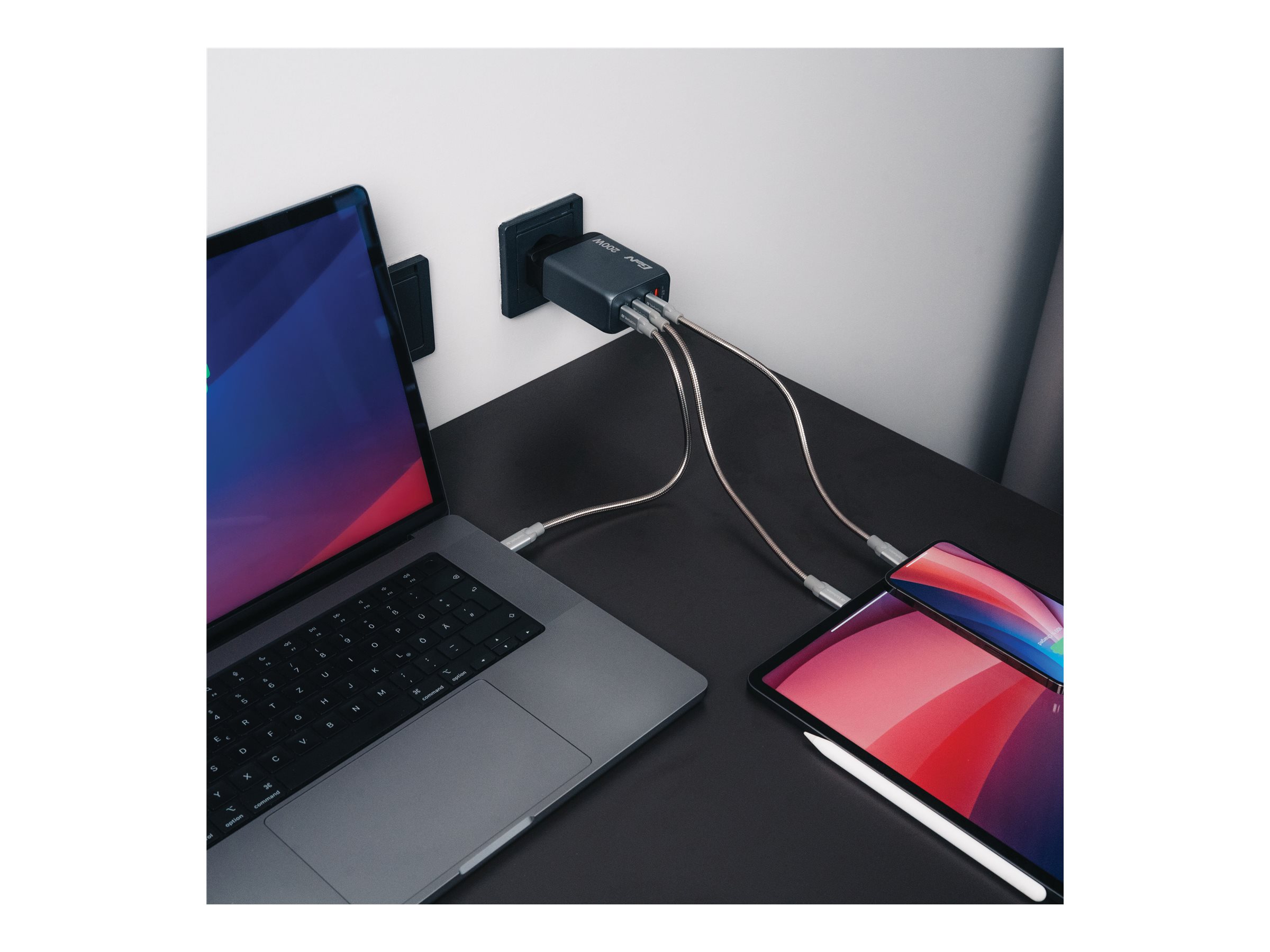 Verbatim Adapter 200Watt