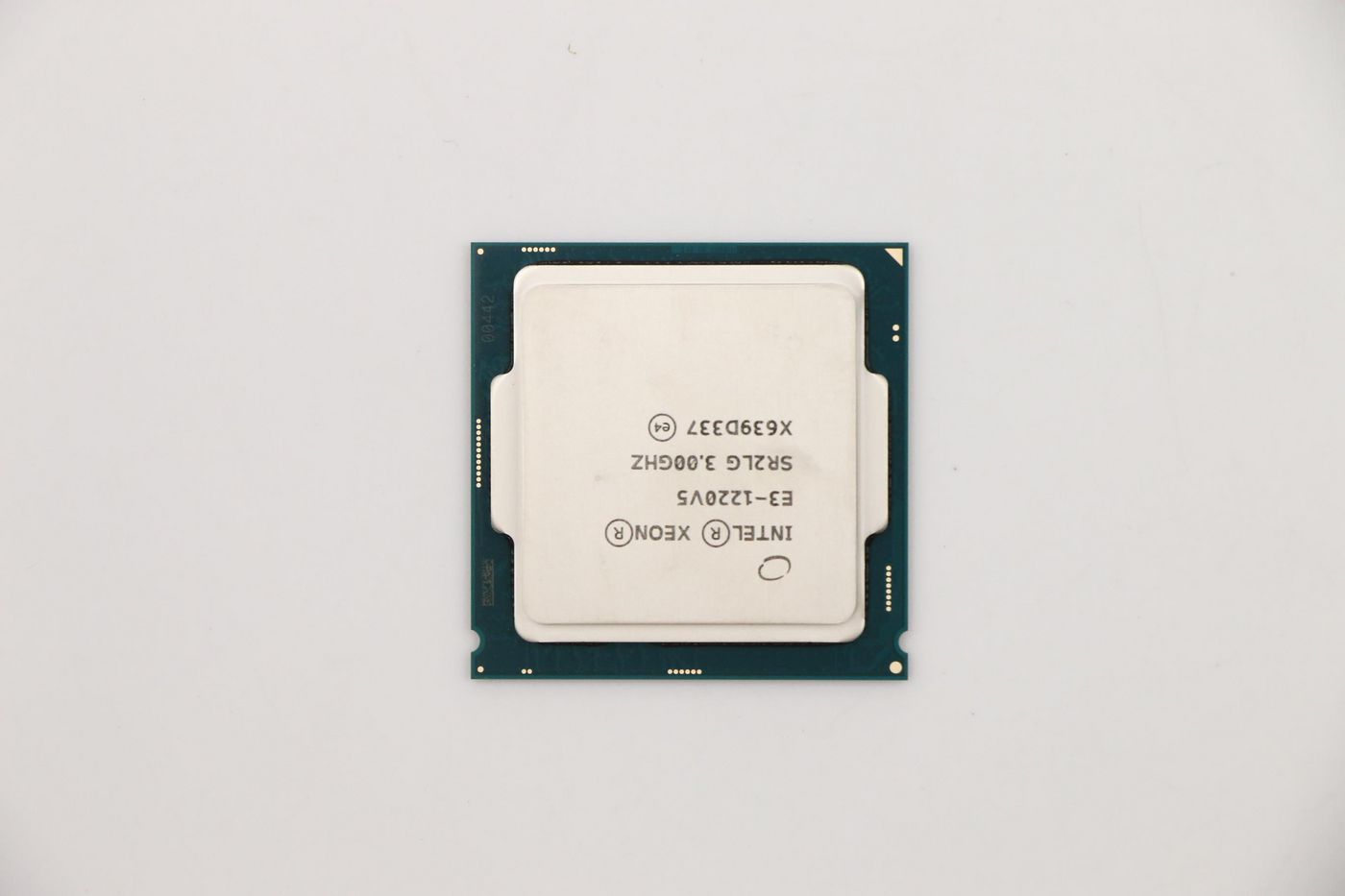 Intel Xeon E3-1220 v5