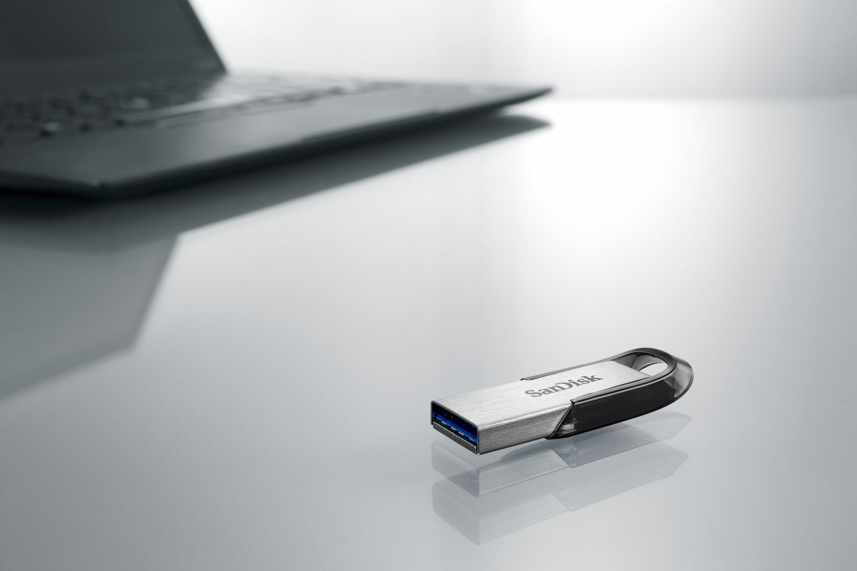 SanDisk Ultra Flair 16GB USB 3.0 USB stick Sølv