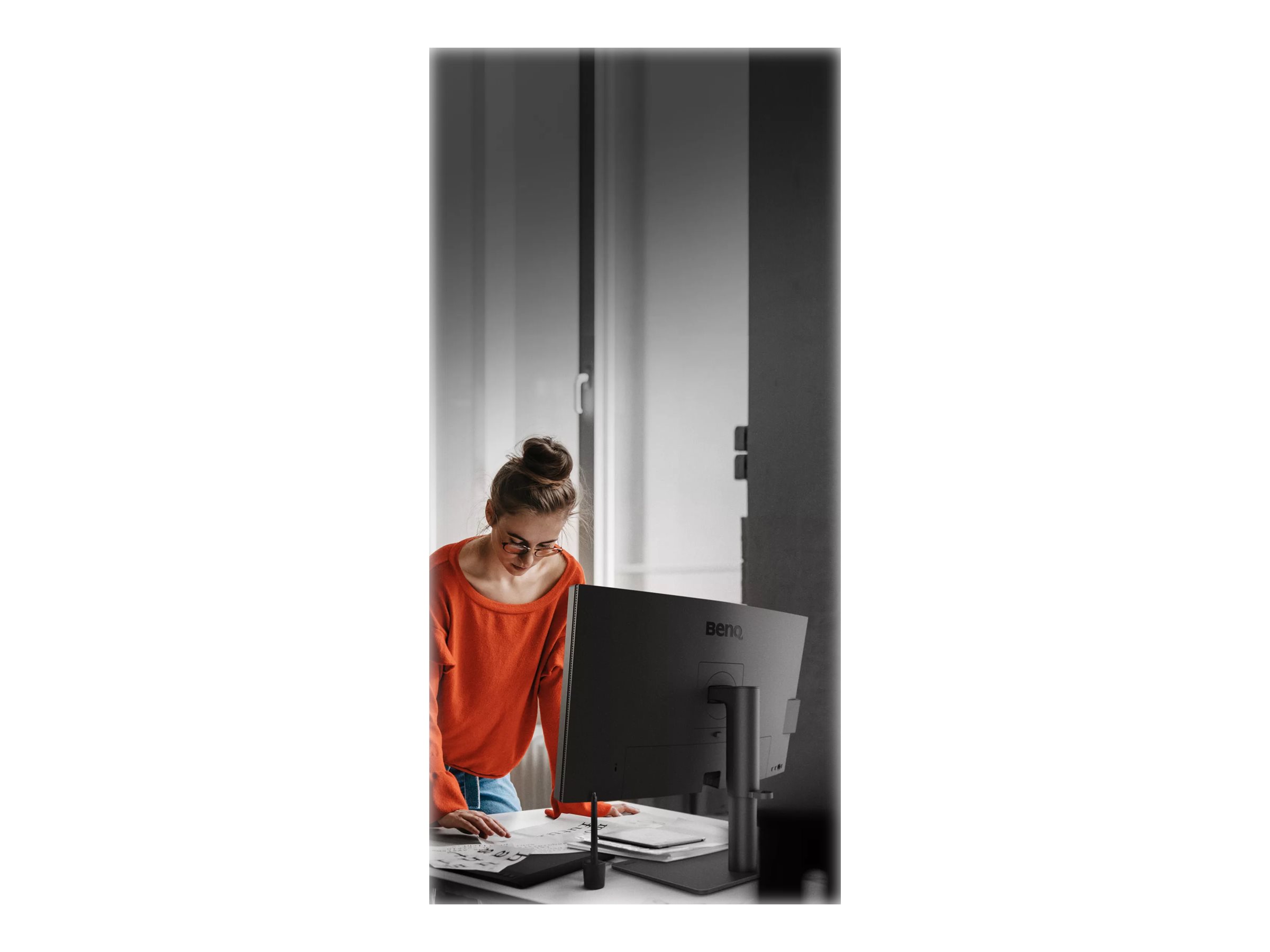 BenQ DesignVue PD3205U 32 IPS 3840 x 2160 (4K) HDMI DisplayPort USB-C 60Hz