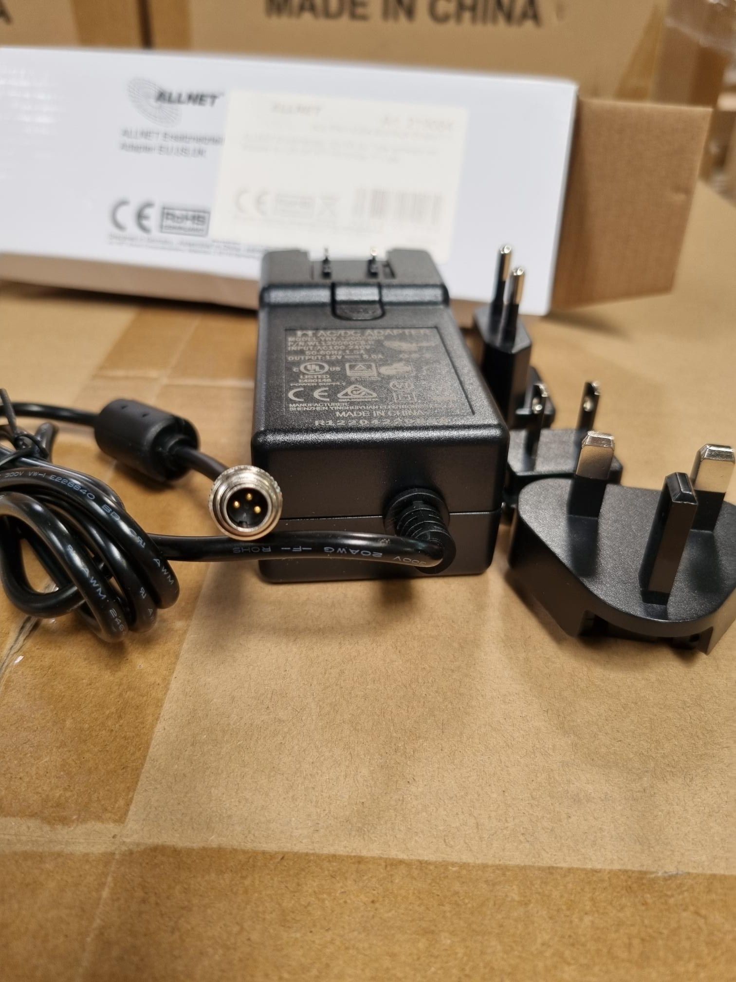 ALLNET replacement power supply 12V5A EU type black with adapter EUUSUK HTT with binder 711 M9
