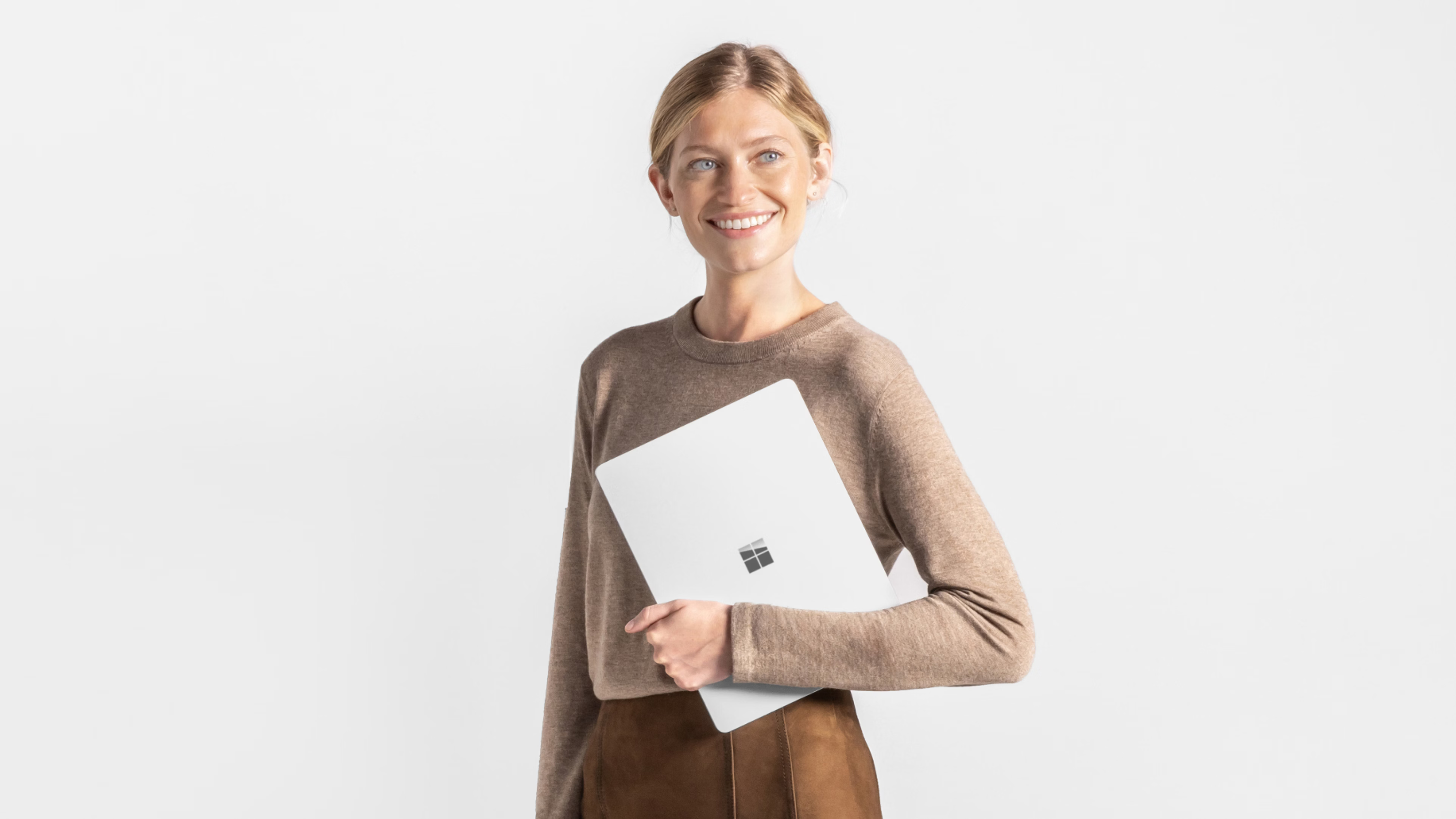 Microsoft Surface Laptop Copilot+ PC for Business 15 236V 16GB 256GB Intel Arc Graphics Windows 11 Pro