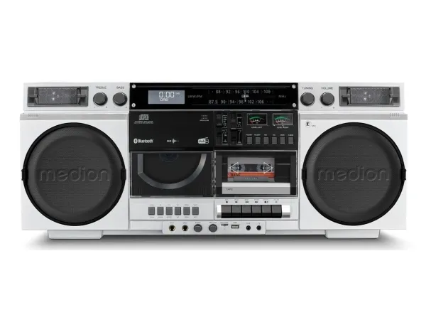 [AI generated title] Medion Life P66538 Retro-Boombox
