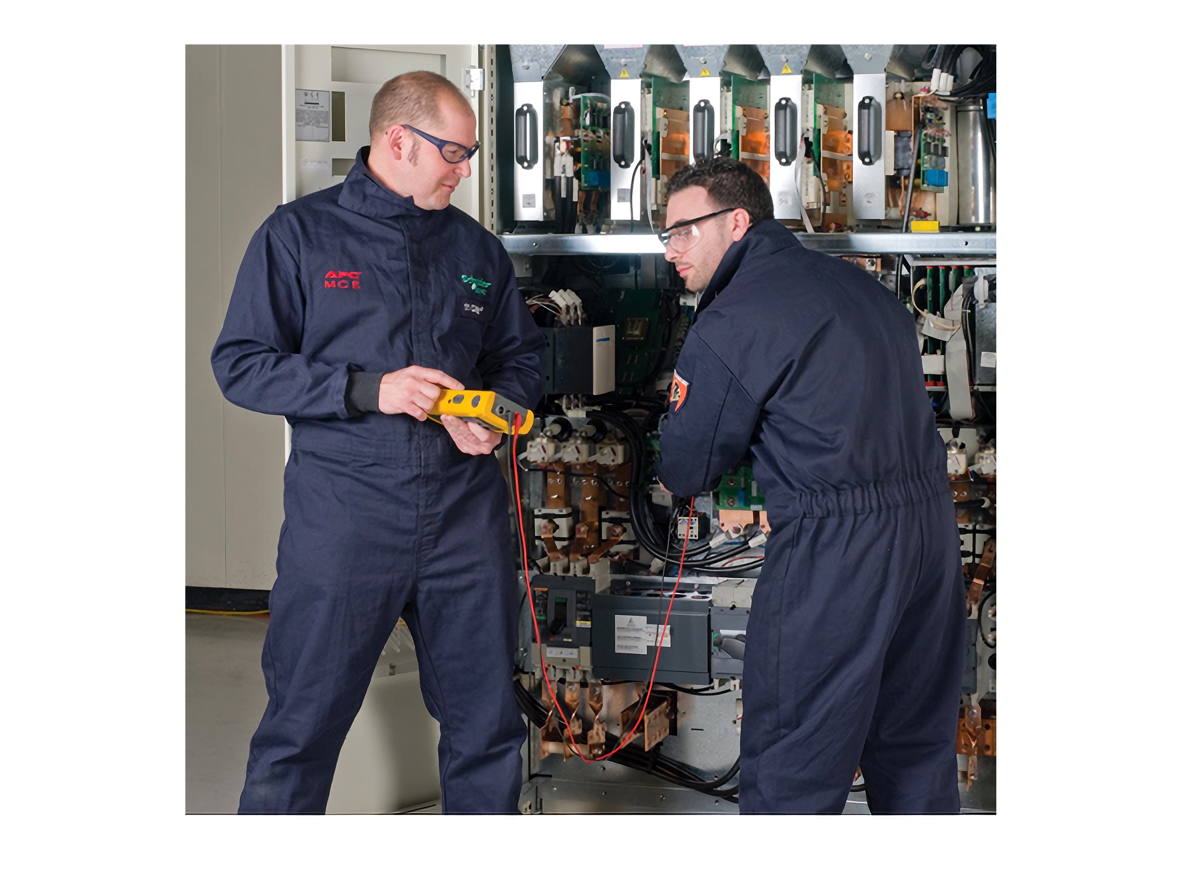 APC On-Site Warranty Extension 2 years Parts and labor
