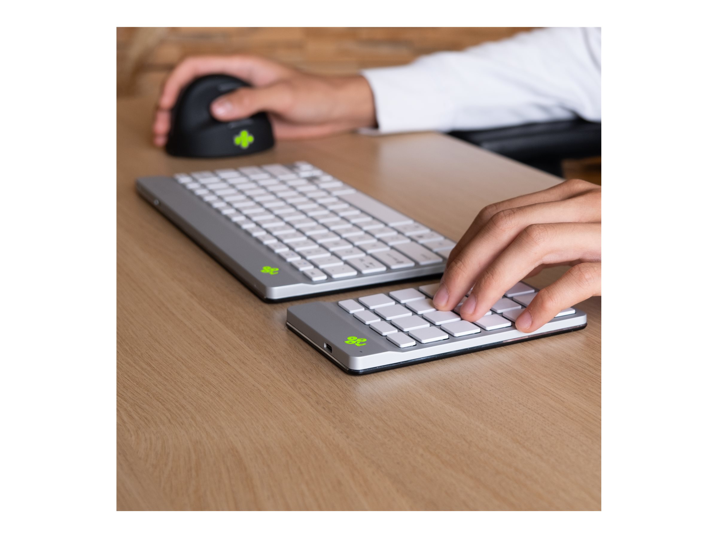 R-Go Numeric keyboard Compact break Tastatur Saks Trådløs