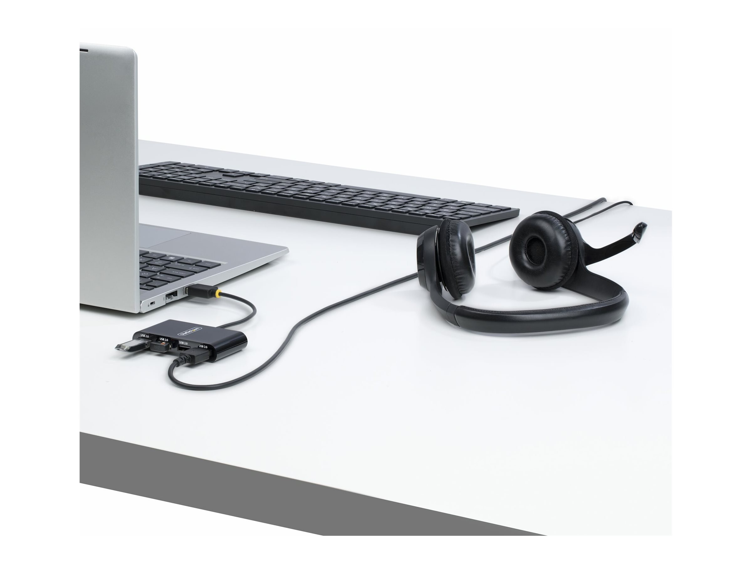 StarTech.com 4-Port USB 2.0 Hub, USB Bus Powered, Small Travel Mini USB Hub, USB 2.0 Splitter, Multi-Port Portable USB Hub, 480Mbps, Overcurrent Protection (OCP) Sort