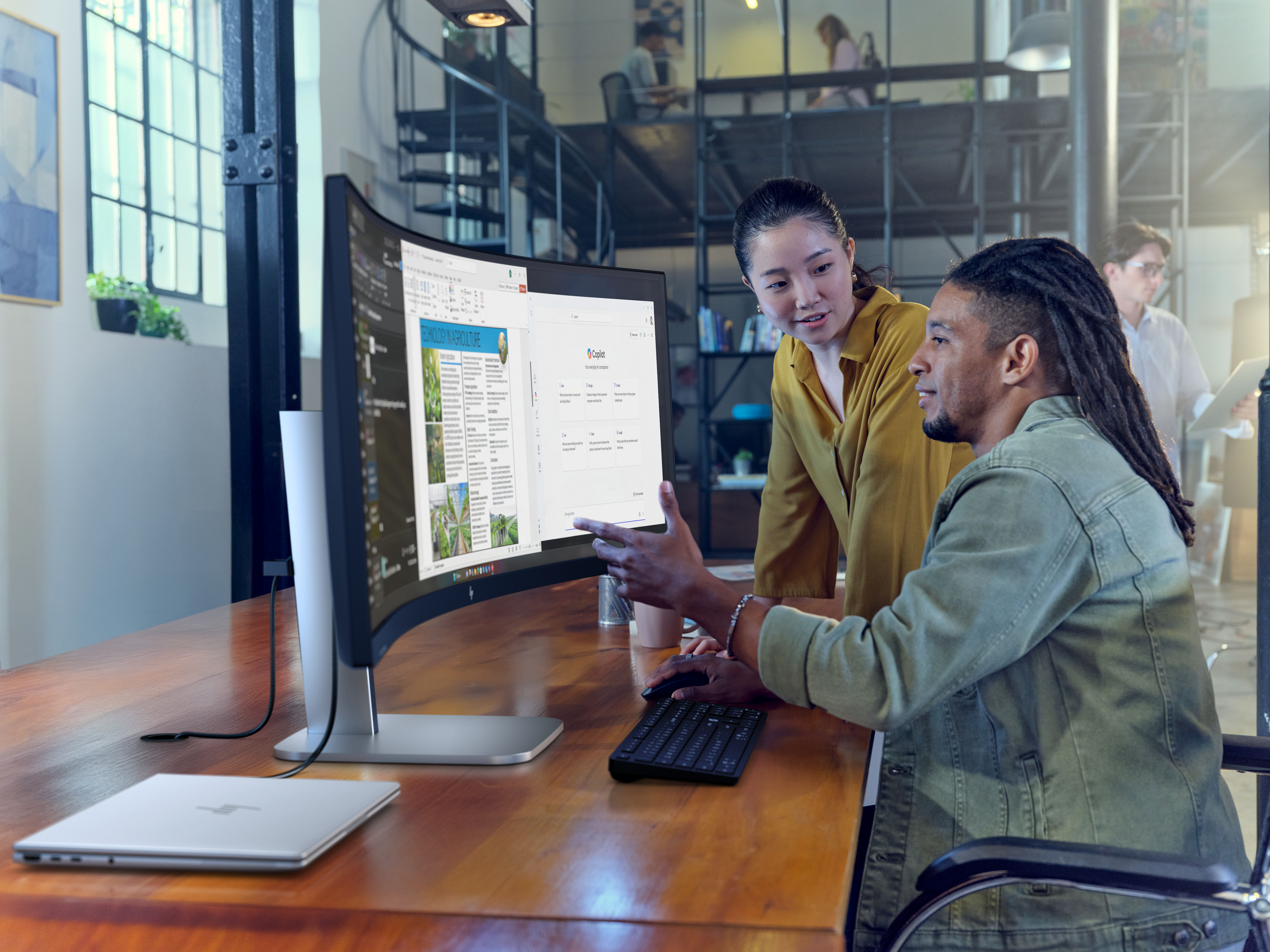 HP S5 Pro 549pm DQHD Conf MNTR