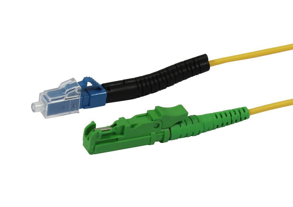 LWL-1 fiber patch kit. 30mtr.LC-LSH(E2000APC), 9/125u, OS2, G657A2, AD=2mm, LC has flexible anti-kink grommet, Synergy21