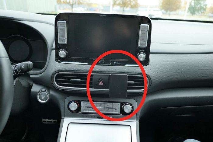 Brodit ProClip, Hyundai Kona Electric 19-22