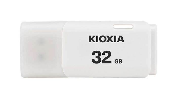 KIOXIA 32GB USB 2.0, 51.4 x 21.4 x 8.4mm, 8 g