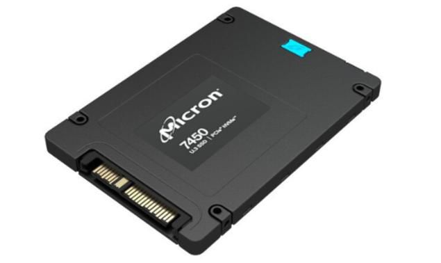 Lenovo 4XB7A13970 internal solid state drive 3.2 TB 2.5" PCI Express 4.0 NVMe 3D TLC NAND