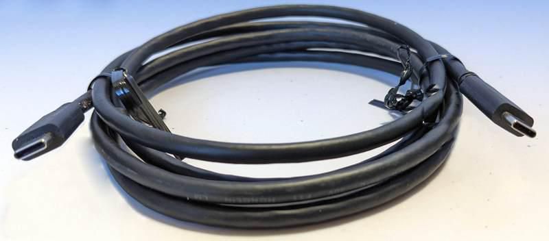 2 feet USB-C to USB-C cable
